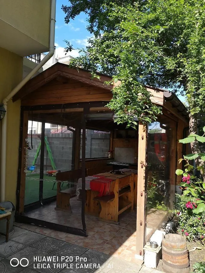 Guest House 