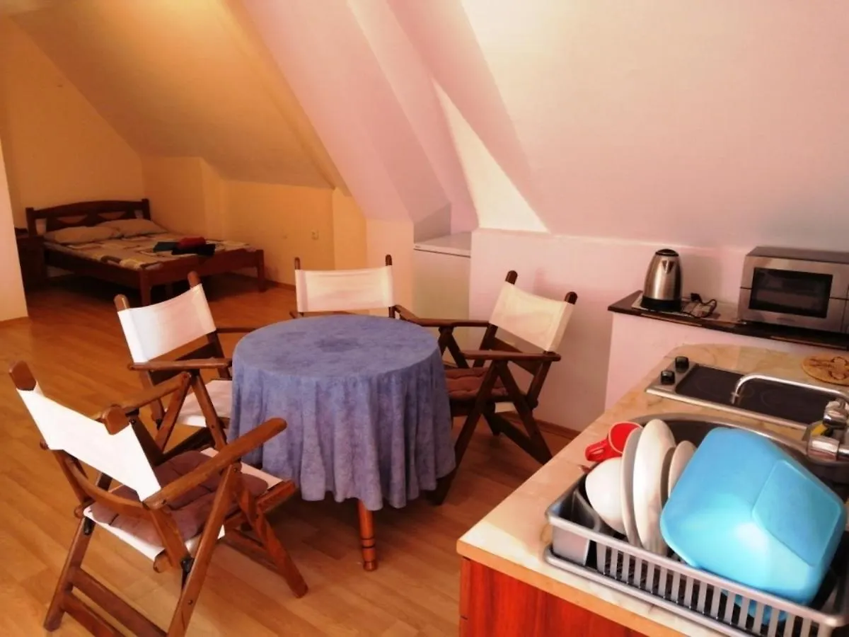 Guest House 