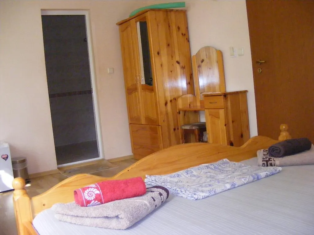 Guest House 