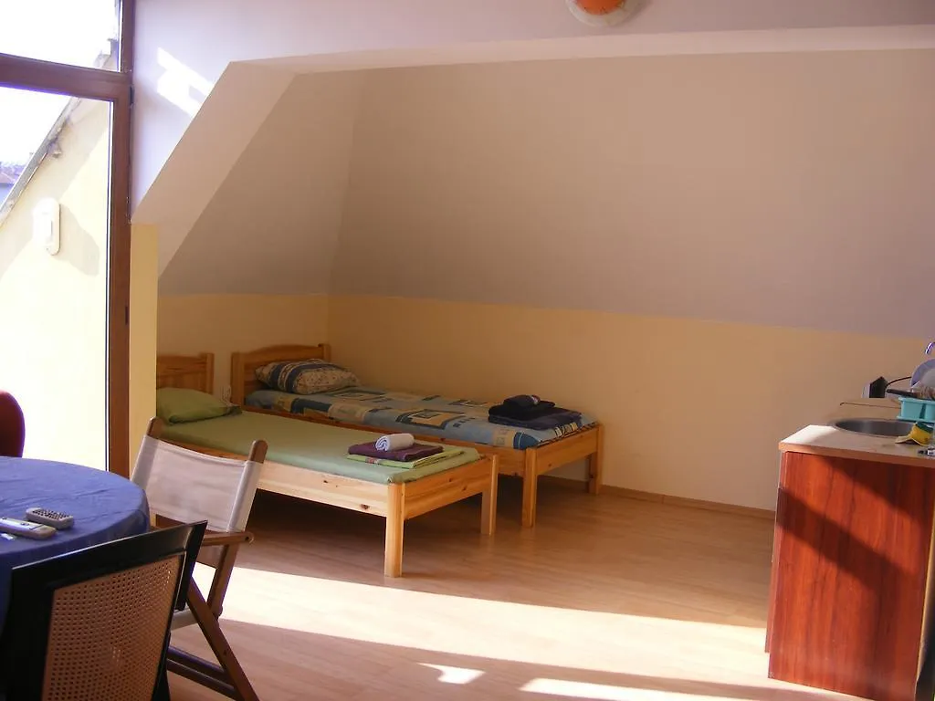 Guest House 