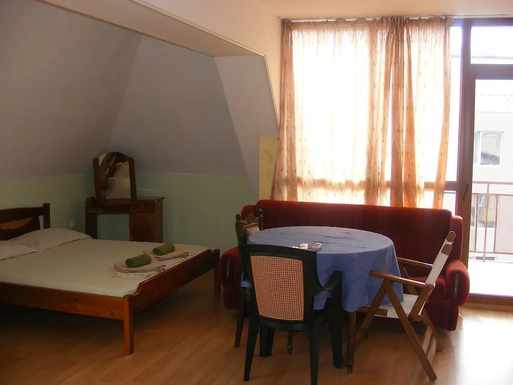 Guest House 