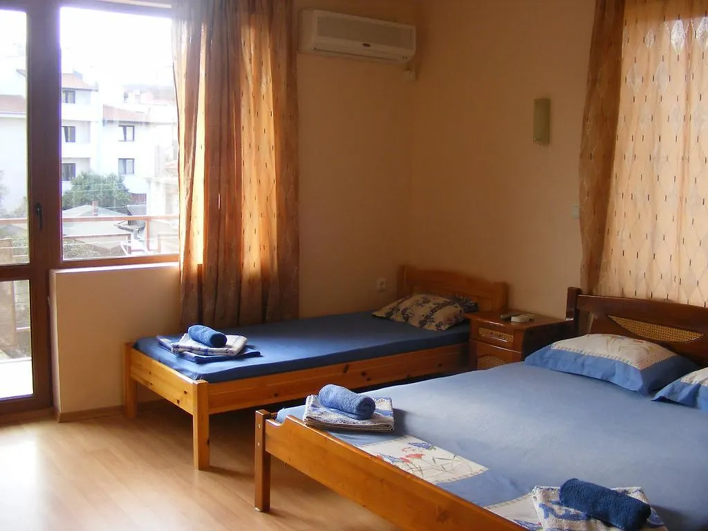 Guest House 