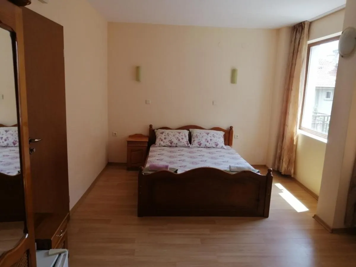 Guest House 